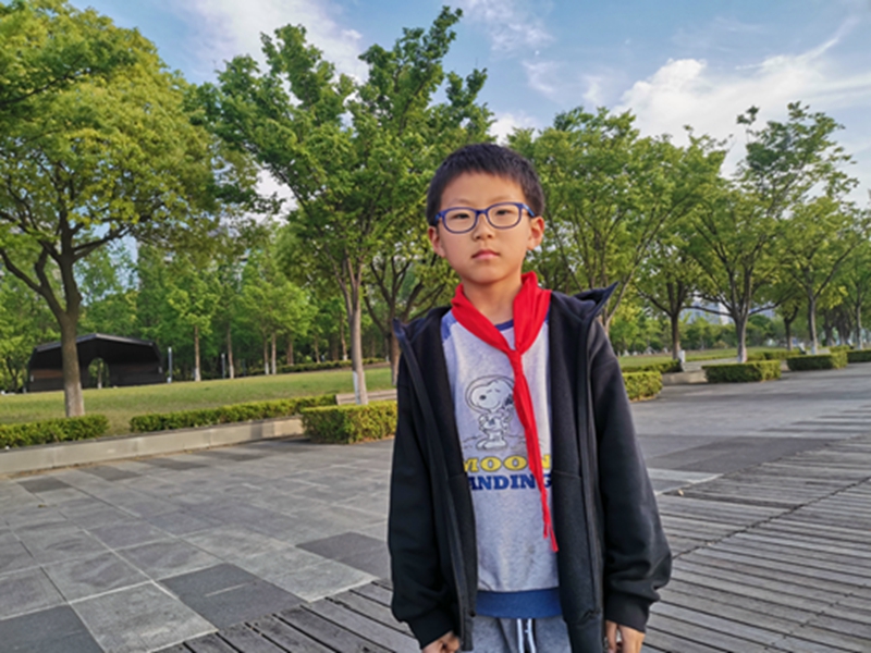 32fdb01cbe0e47979a4b3322a13e7c6e.jpg
