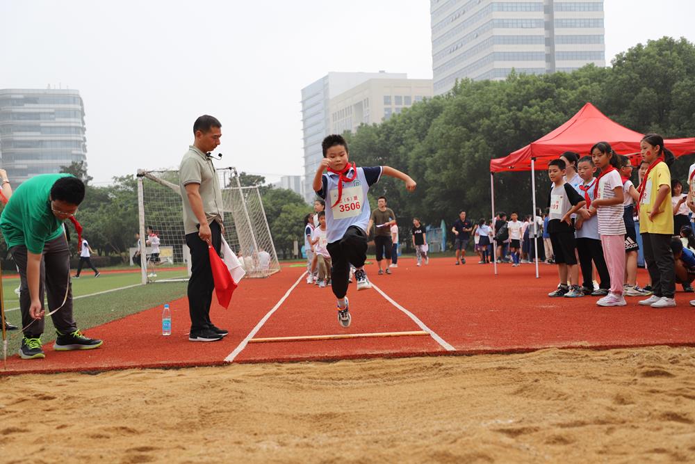 aa300ef76c964723a7262b25f3916a21.JPG