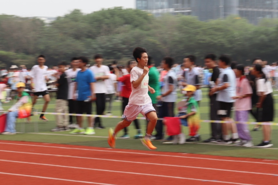 e58d76bb971743dba9ffd79ac9016bb0.jpg