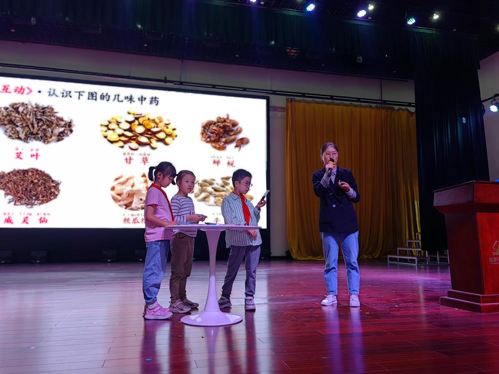 26a503efb38c4aa18fb450b4e27d1f5b.jpg 26a503efb38c4aa18fb450b4e27d1f5b.jpg