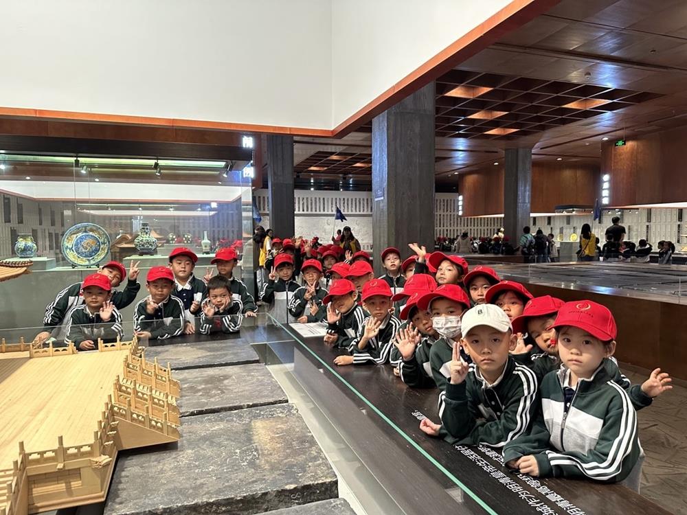 2bf6fcd5f91d4a79ac6dbd526b4f3cbe.jpg 2bf6fcd5f91d4a79ac6dbd526b4f3cbe.jpg