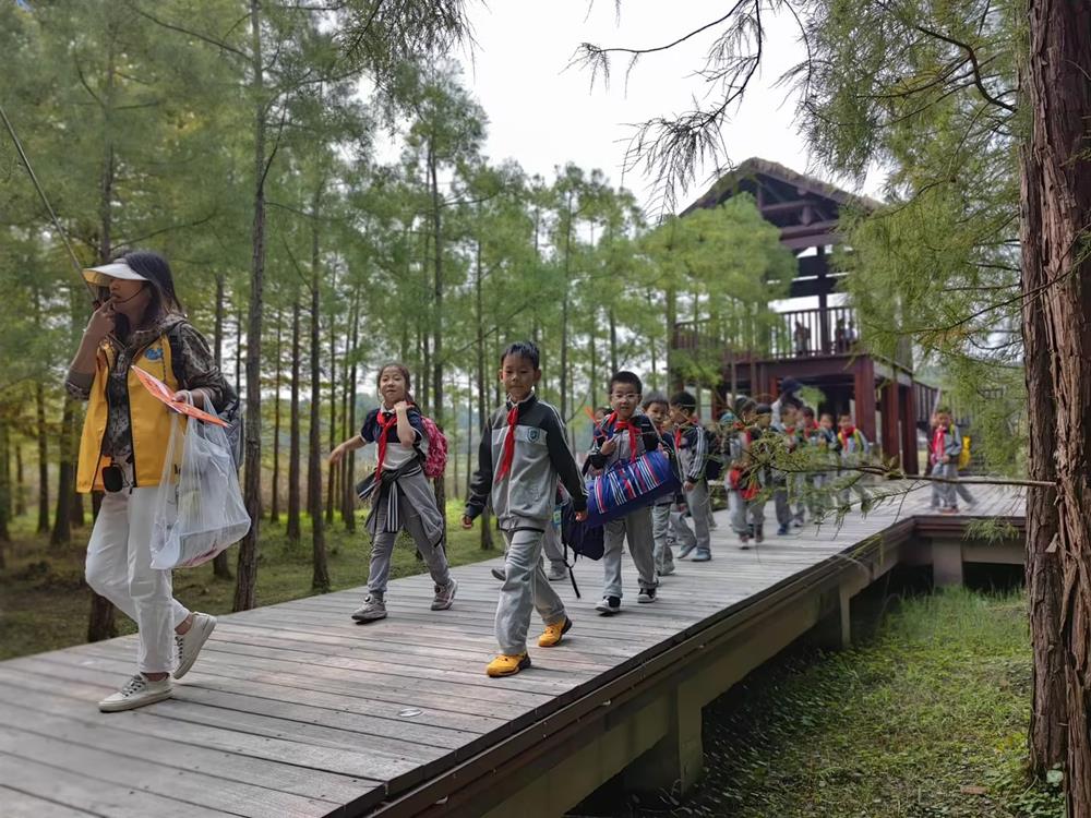 b38c2e48ee07411ea4bdfdd149bff14a.jpg b38c2e48ee07411ea4bdfdd149bff14a.jpg