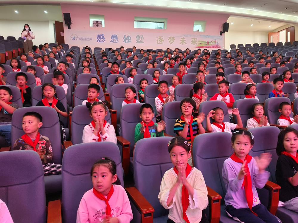 d0f5325fc8cf46b8a6b24482216baae9.jpg d0f5325fc8cf46b8a6b24482216baae9.jpg