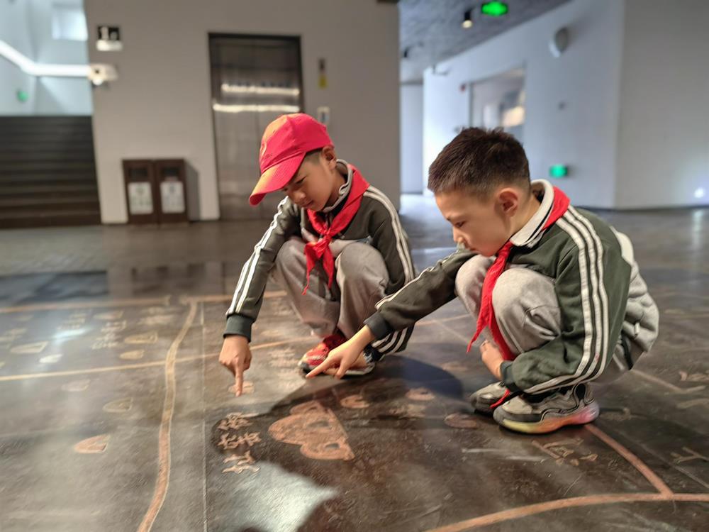 f56065813d794e27a53211f554ce08b3.jpg f56065813d794e27a53211f554ce08b3.jpg