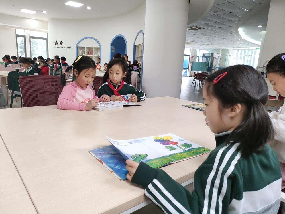 85c9157fa34c4b3785b4bef212e72ebc.jpg 85c9157fa34c4b3785b4bef212e72ebc.jpg