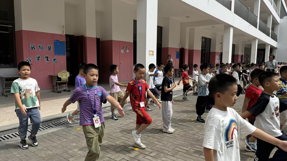 12933998039f4e1699ecac53bb918d81.jpg 12933998039f4e1699ecac53bb918d81.jpg