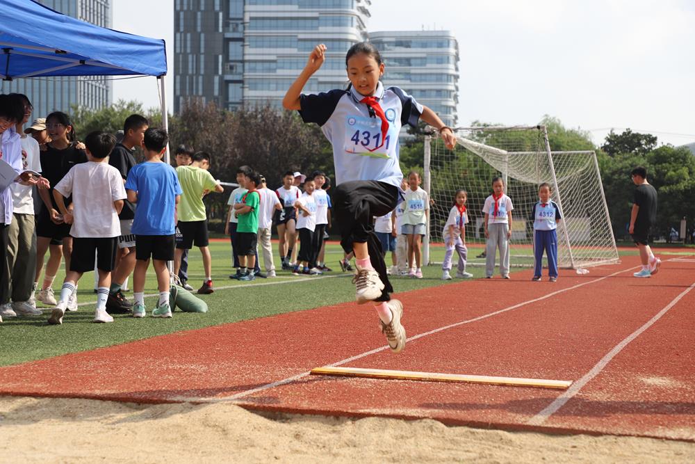 2c8afa93f29847b6bec426330533cef1.JPG