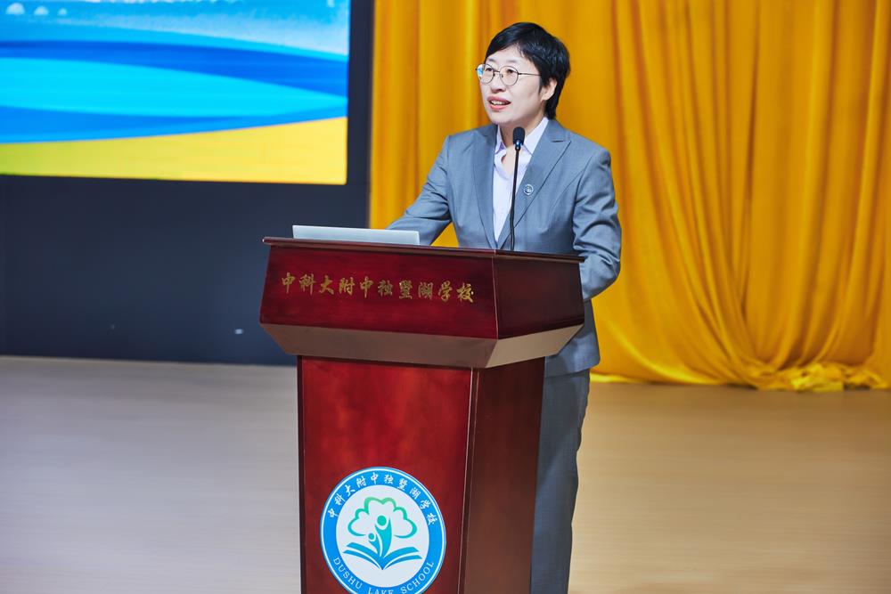 db185af8de8146d4ab54952b84b227de.jpg db185af8de8146d4ab54952b84b227de.jpg