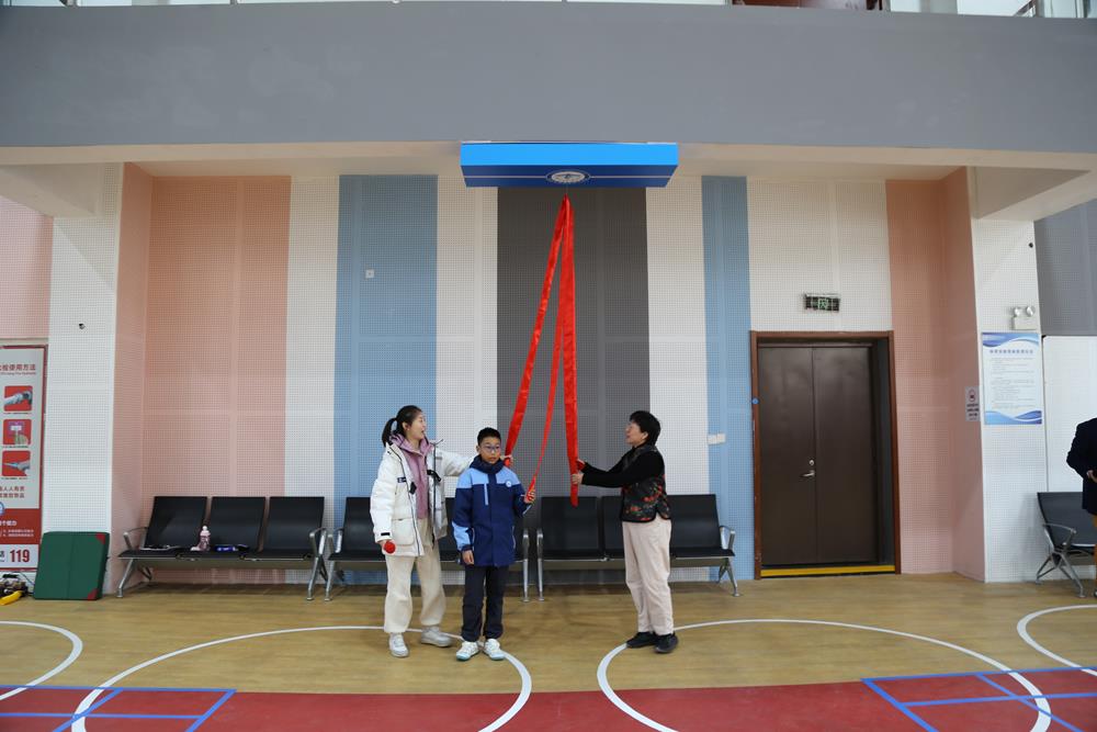 ef2c094f1b1645138ead50327563de09.JPG