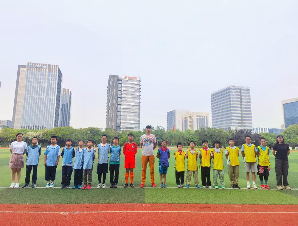 d4116148bec8430087e9bc609bf6babf.jpg