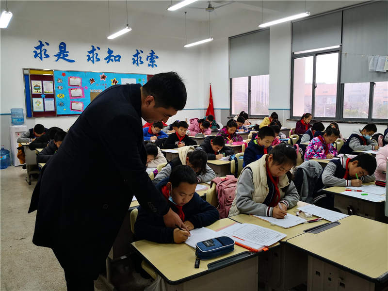 图1.jpg