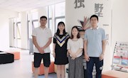 潜心科研谱华章