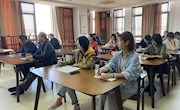 齐步向前走   越走越精彩——记苏州工业园区独墅湖学校小学部行政干部期中工作交流